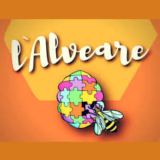 L'associazione L'Alveare ti aiuta a prenotare il vaccino